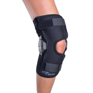 Donjoy Deluxe Hinged Knee Brace