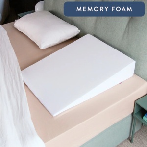 Putnams Memory Foam Bed Wedge Pillow